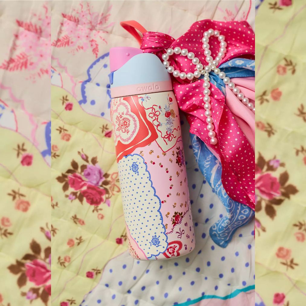 Owala FreeSip® - 32oz | 946 mL - Hankie