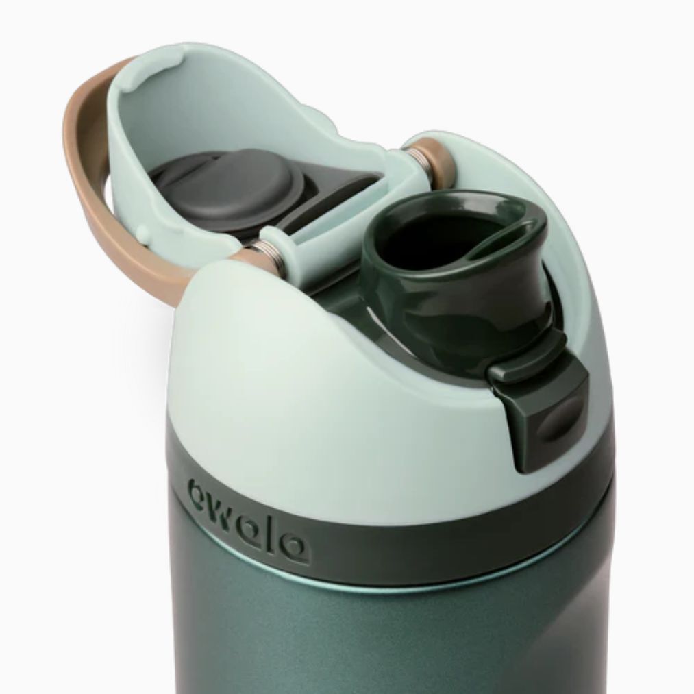 Owala FreeSip® - 24oz | 709 mL - Edición Navideña